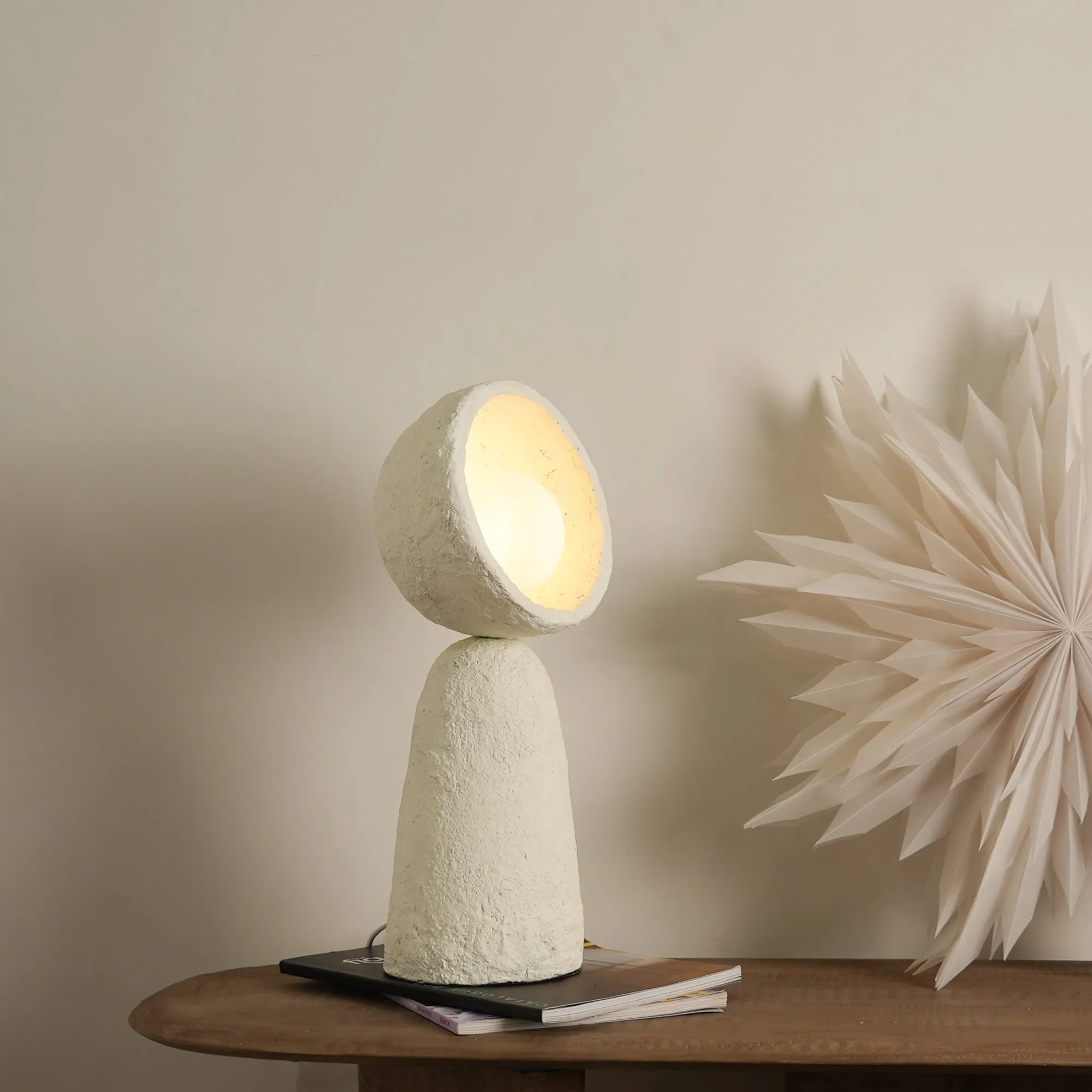 Echo Sphere Table Lamp